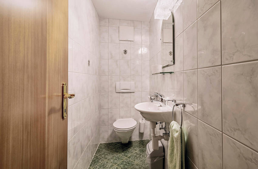   Bathroom Apartment Föhre